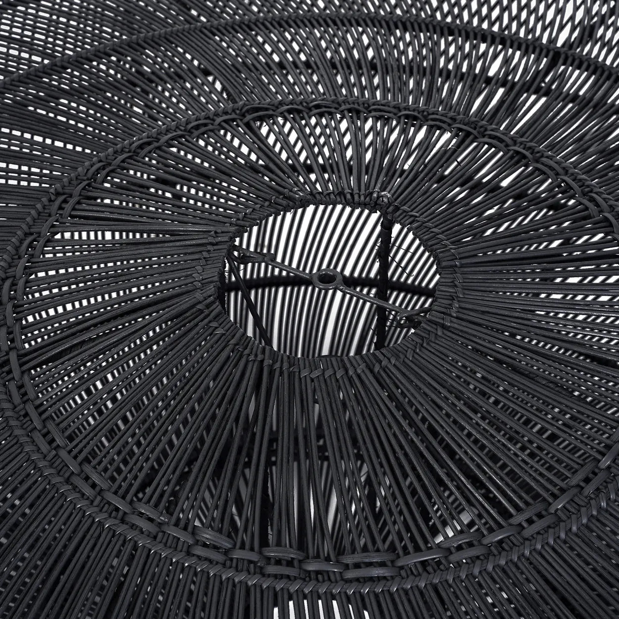 The Macaron Pendant - Black - XL