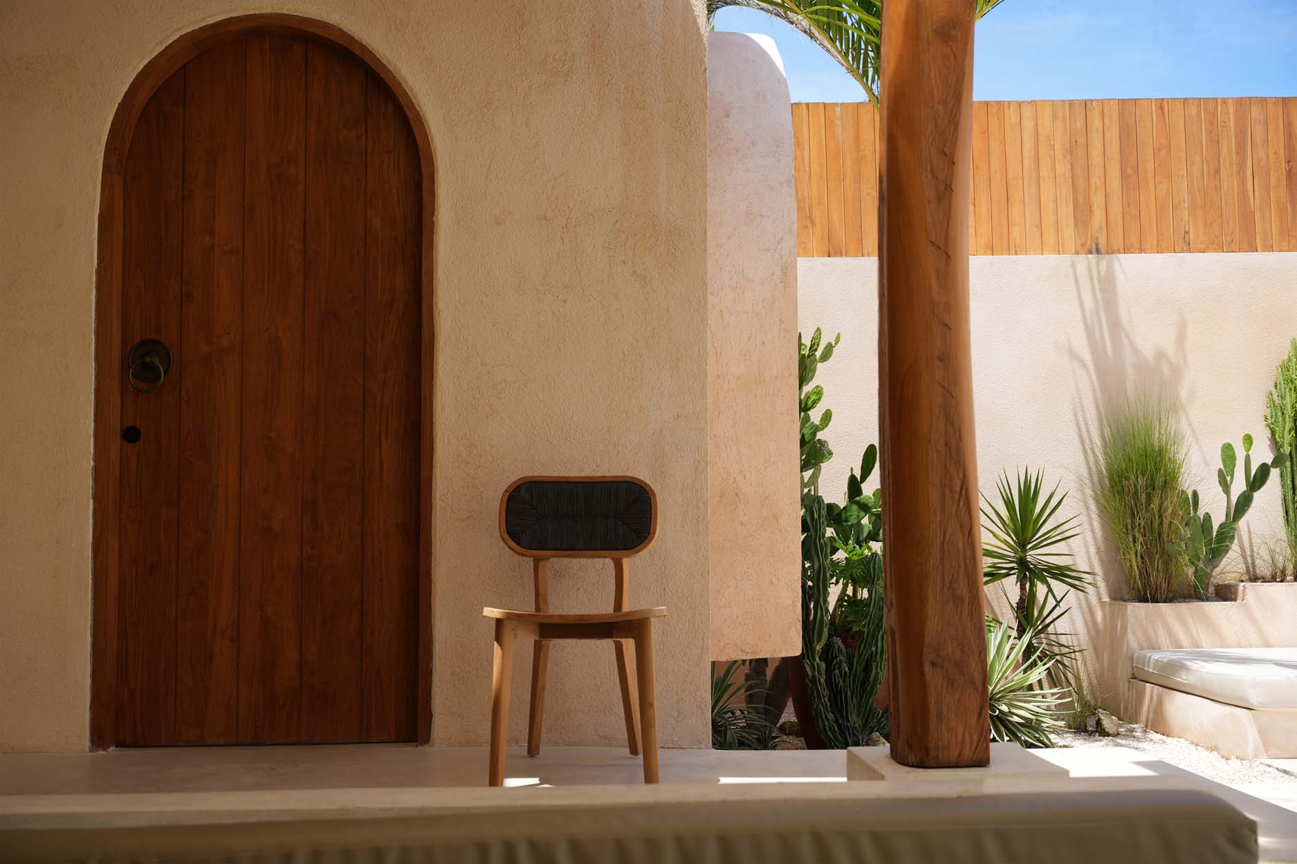 The Arigato Dining Chair - Outdoor_40