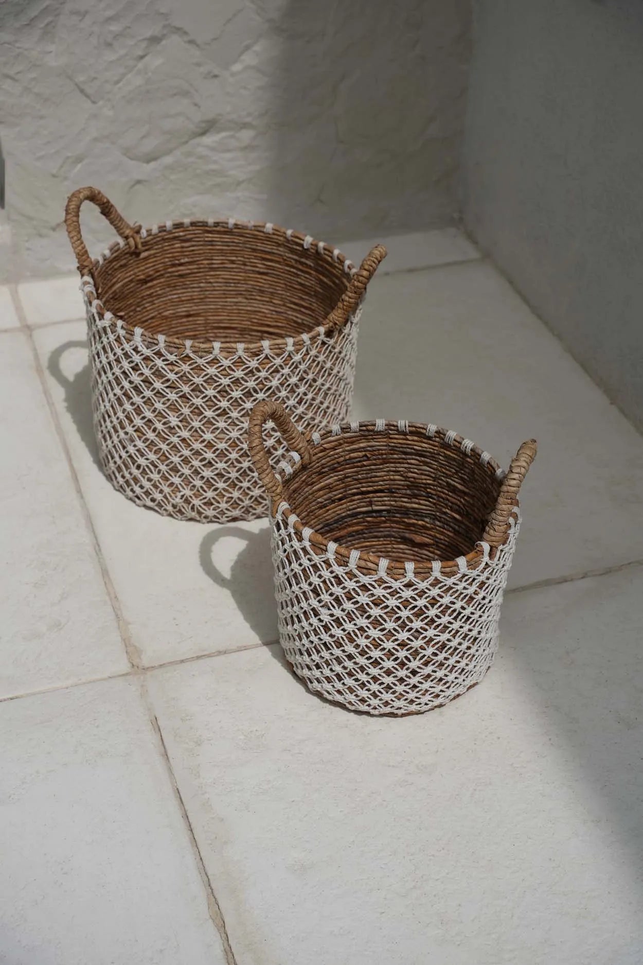 The Crossed Stitched Macrame Basket - M