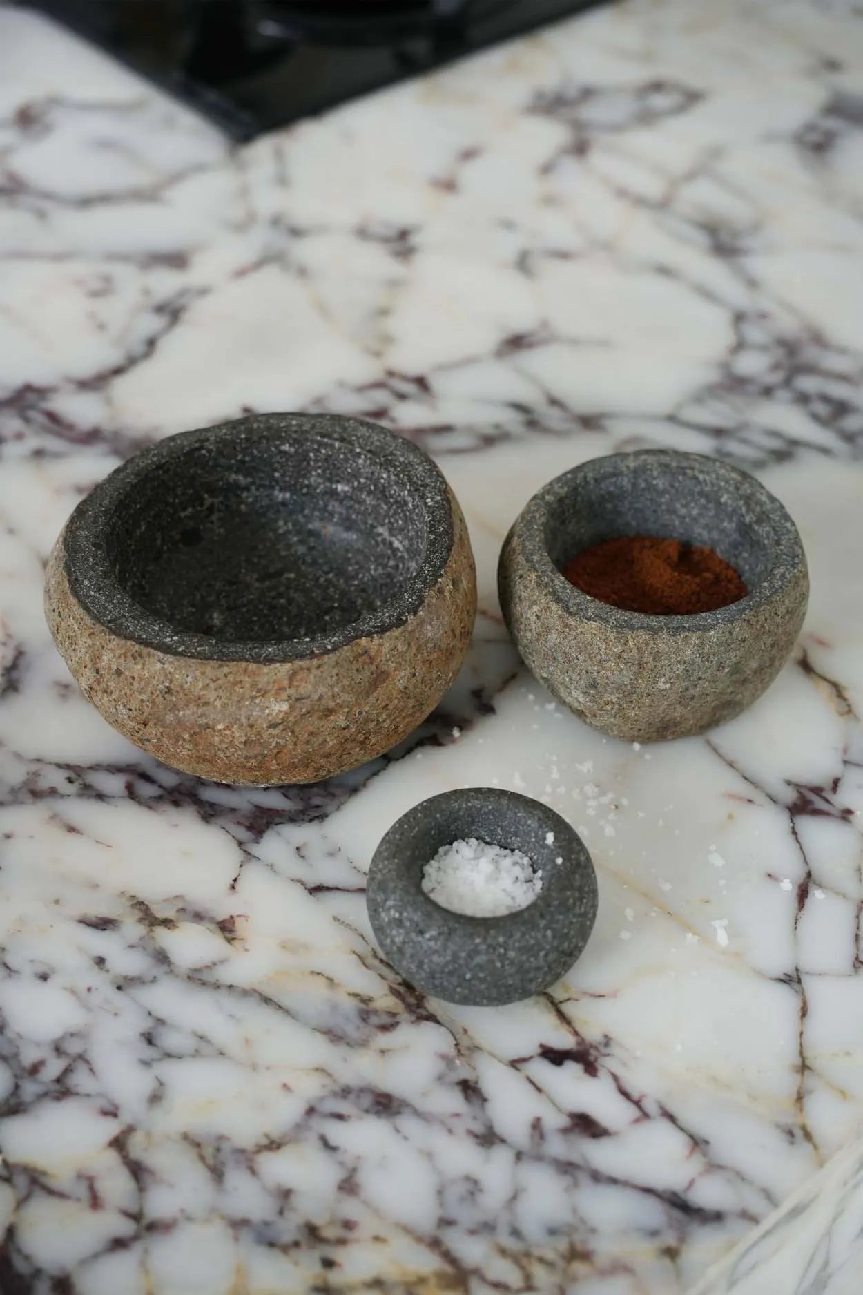 The River Stone Bowl - Black - S