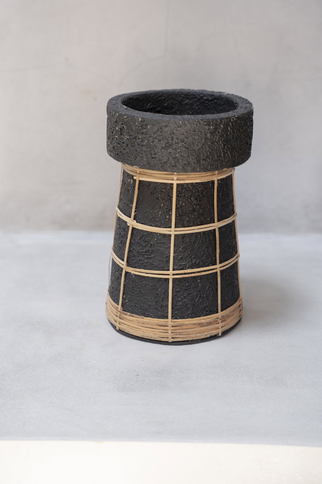 The Serene Candle Holder - Black Natural - L