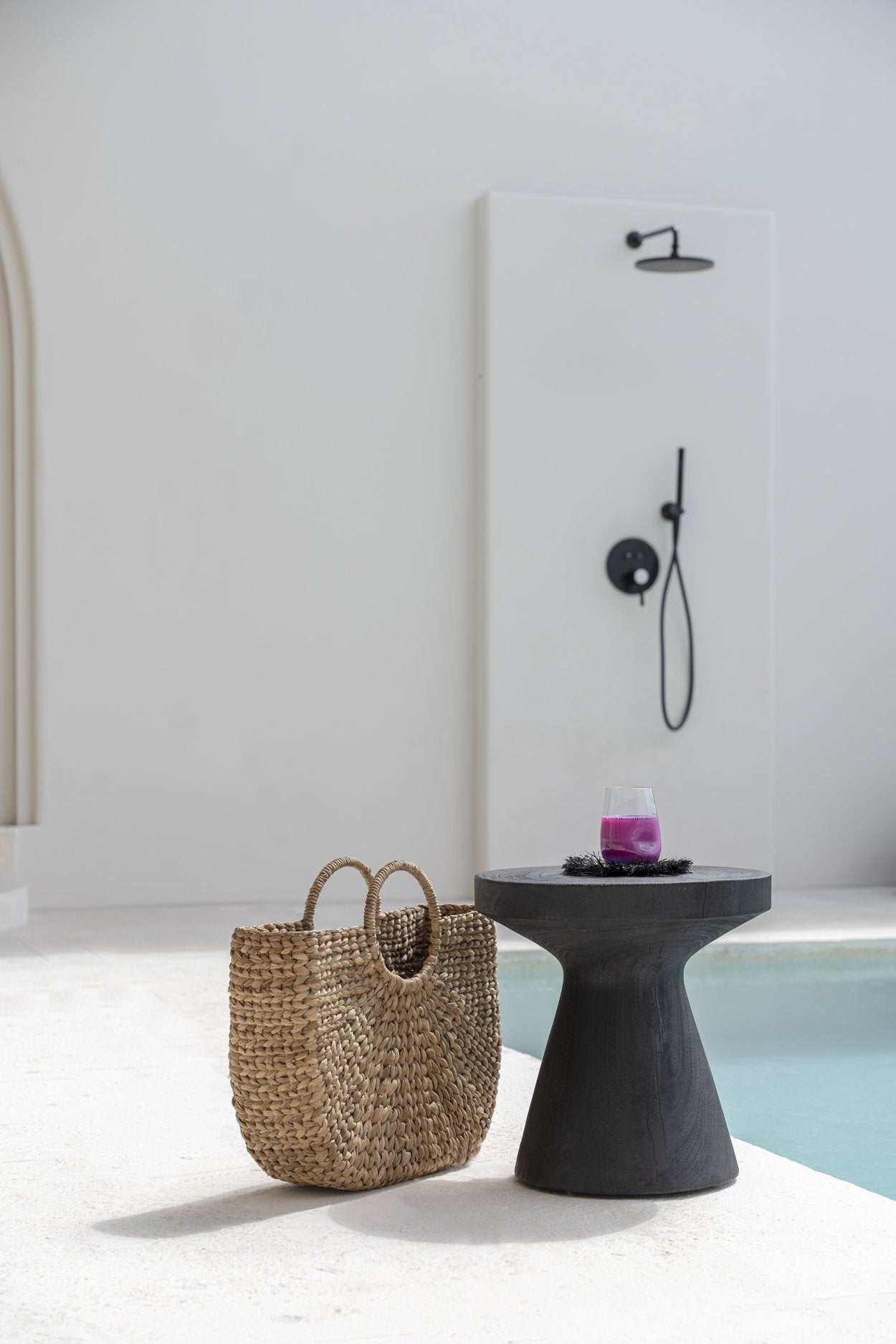 The Gravity Side Table - Black