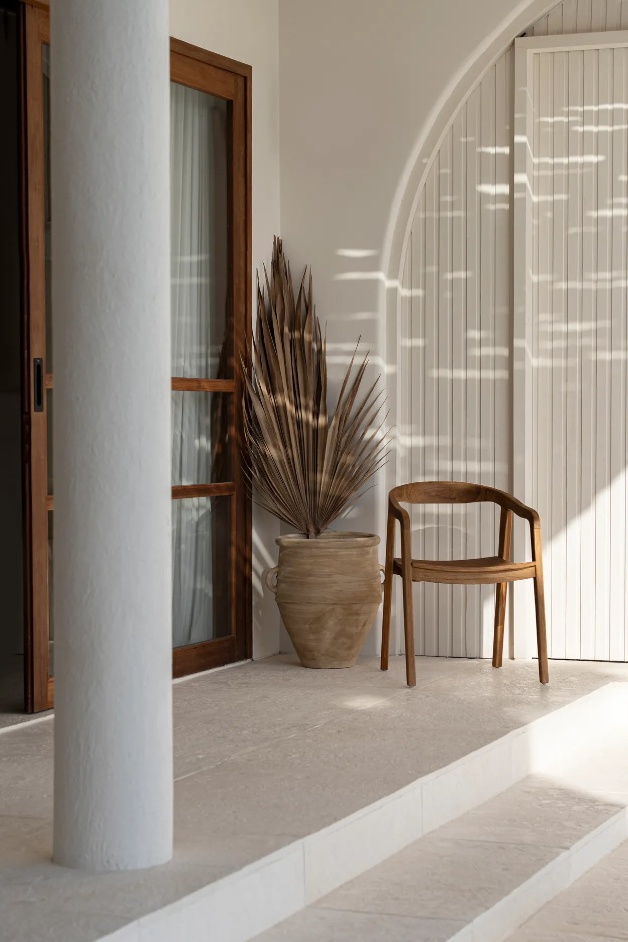 La silla de comedor Nihi Oka - Exterior