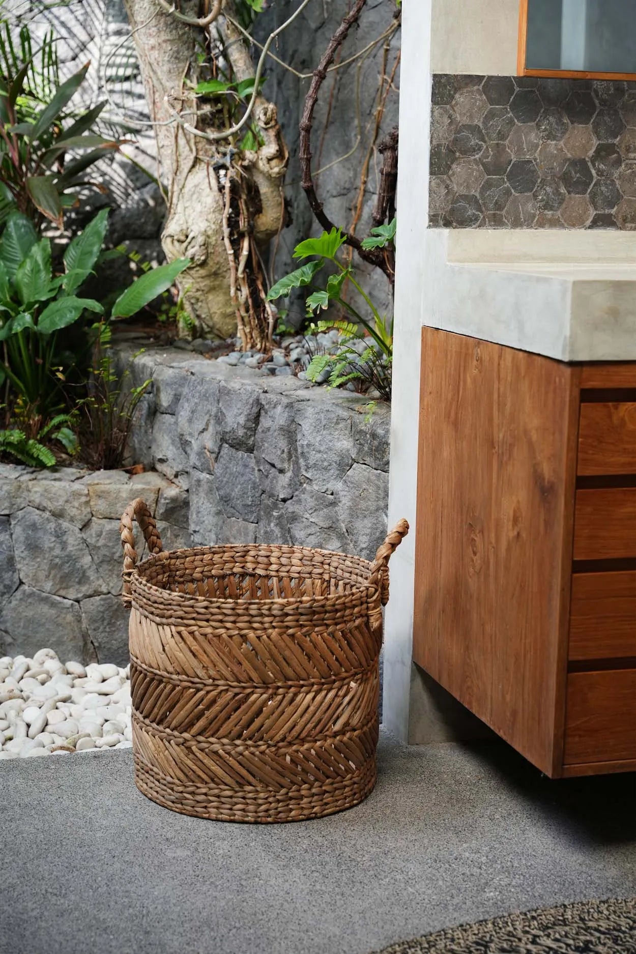 The Banana Zigzag Basket - L