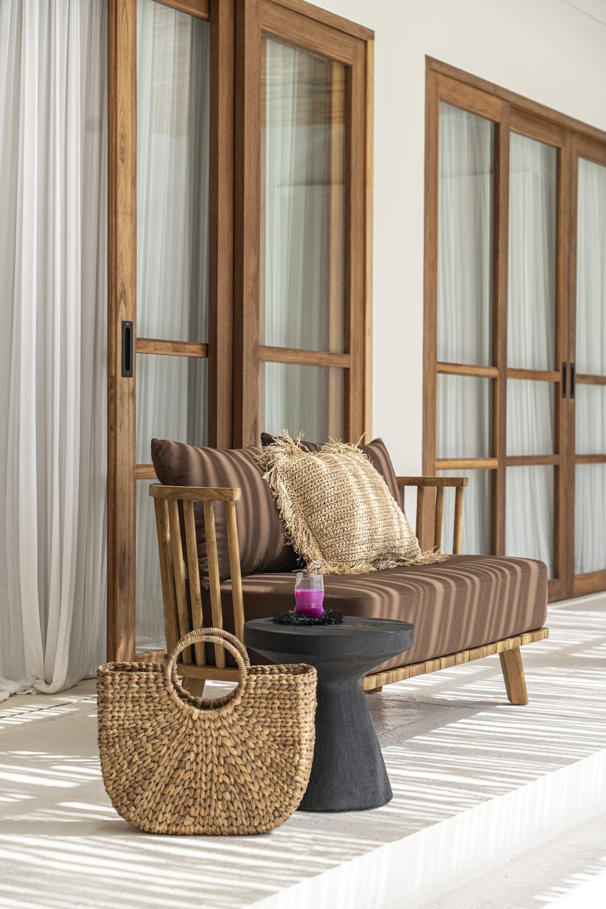 The Gravity Side Table - Black