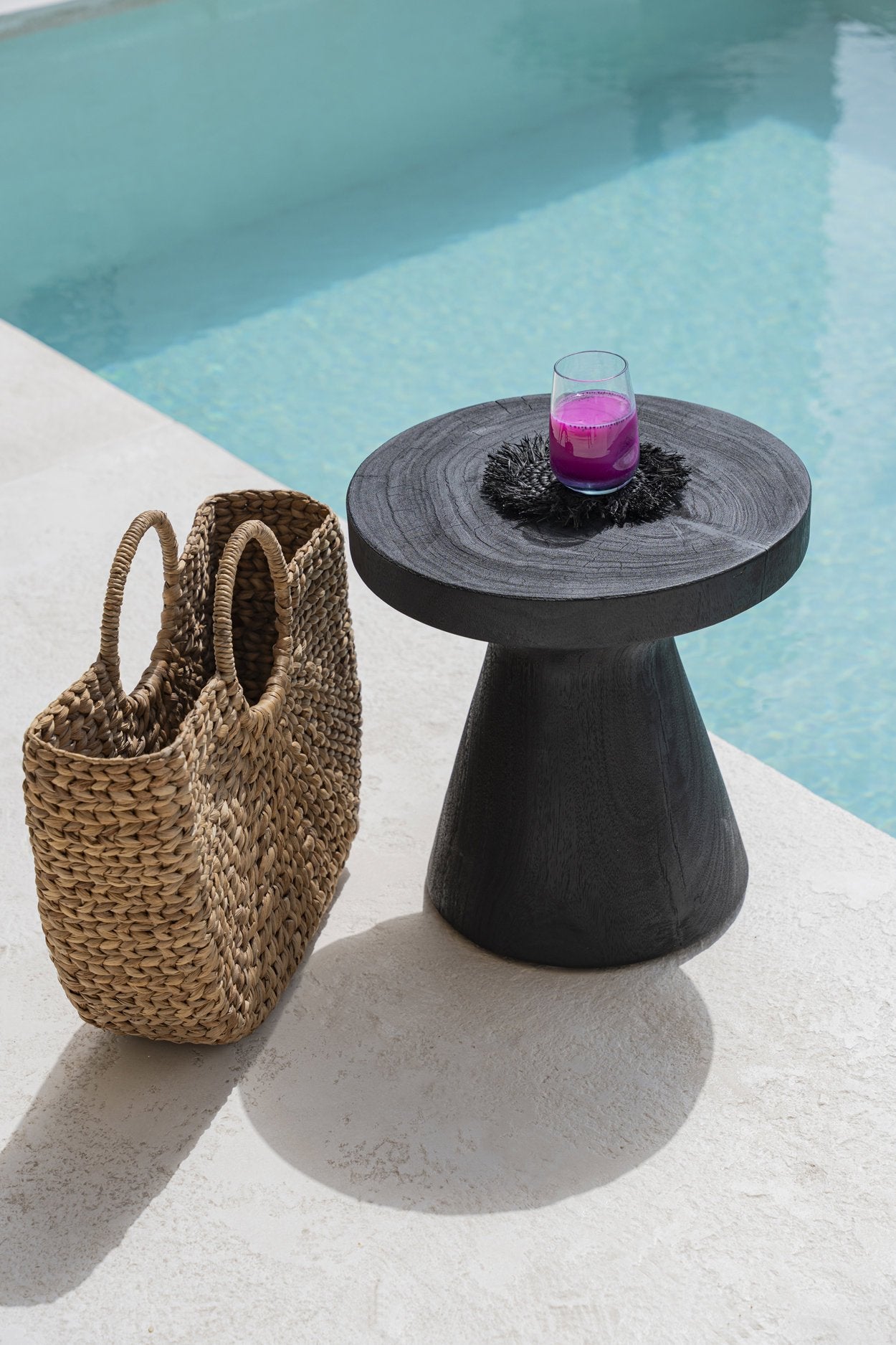 The Gravity Side Table - Black