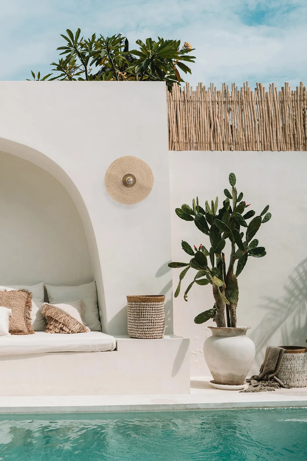 La lámpara de pared Let's Groove - latón natural - M